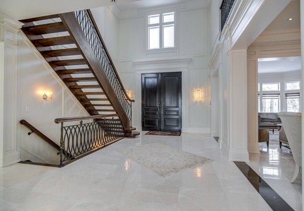 12 Riverside blvd-12