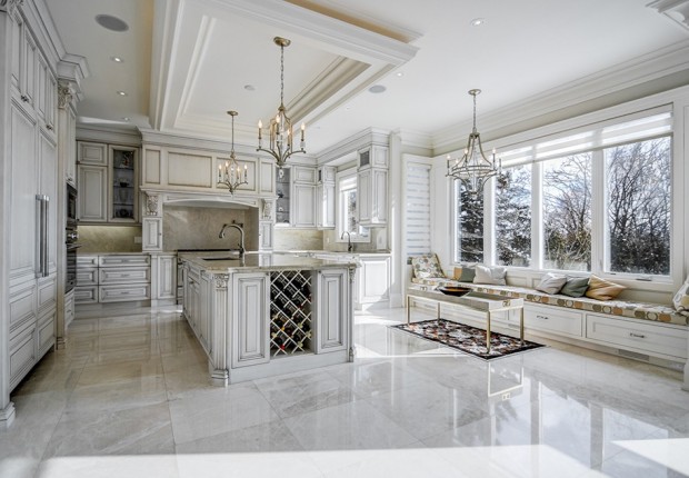 12 Riverside blvd-21