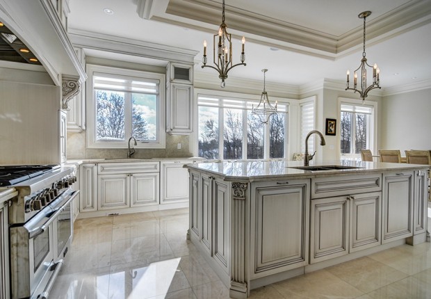 12 Riverside blvd-25