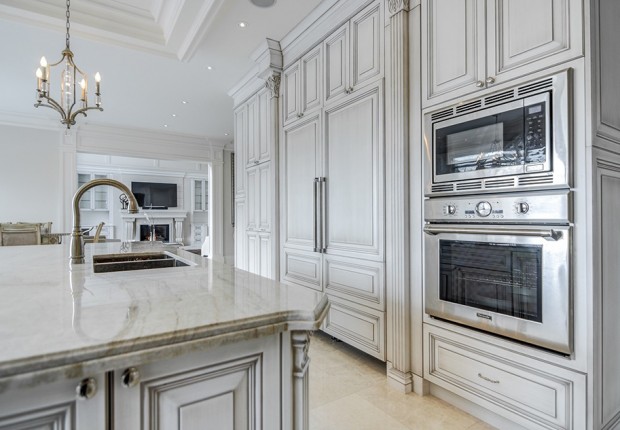 12 Riverside blvd-29