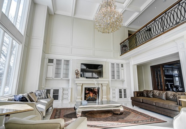12 Riverside blvd-33