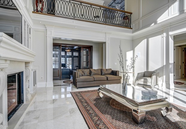 12 Riverside blvd-34