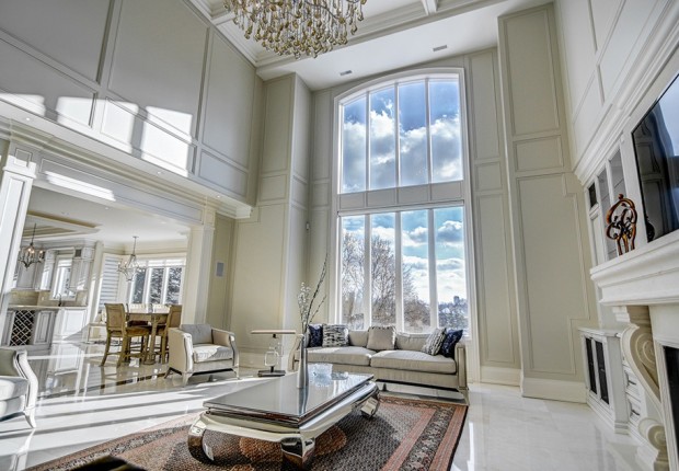 12 Riverside blvd-36