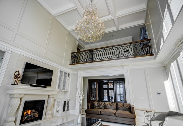 12 Riverside blvd-39