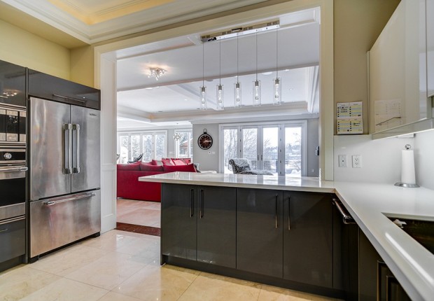 12 Riverside blvd-48